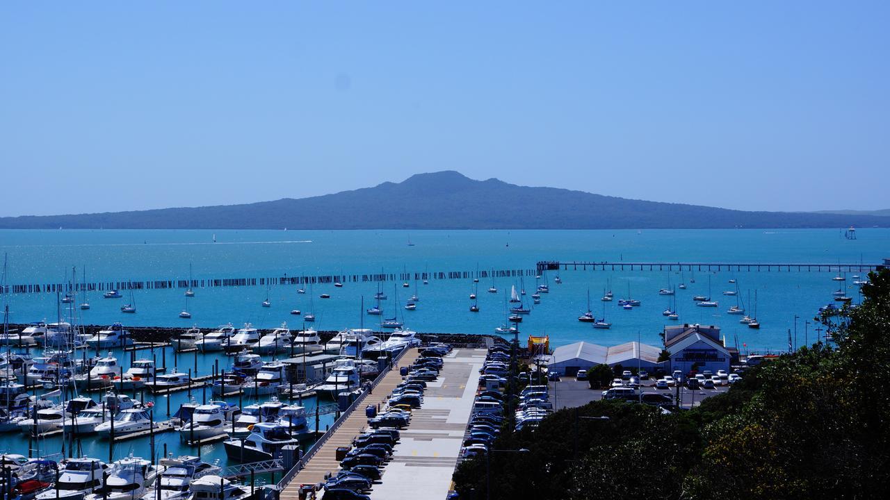 City Fringe Apartment With Sky Tower And City Views Auckland Bagian luar foto